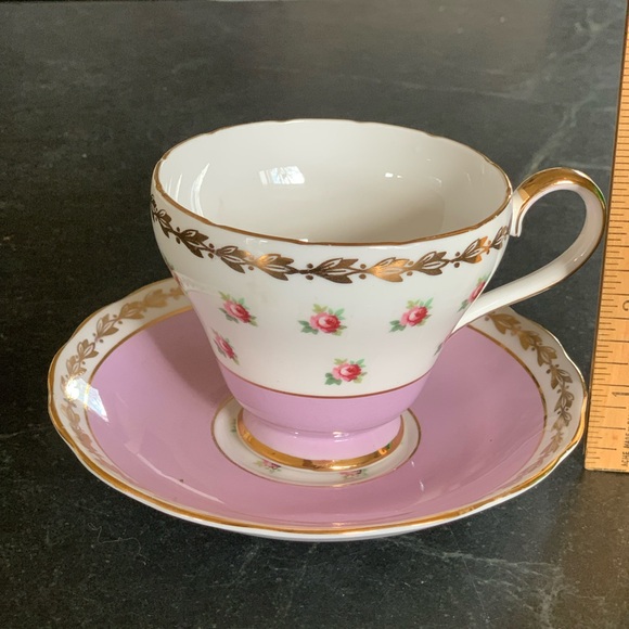 Vintage Adderly fine bone China Tea Cup and Saucer - Picture 3 of 7